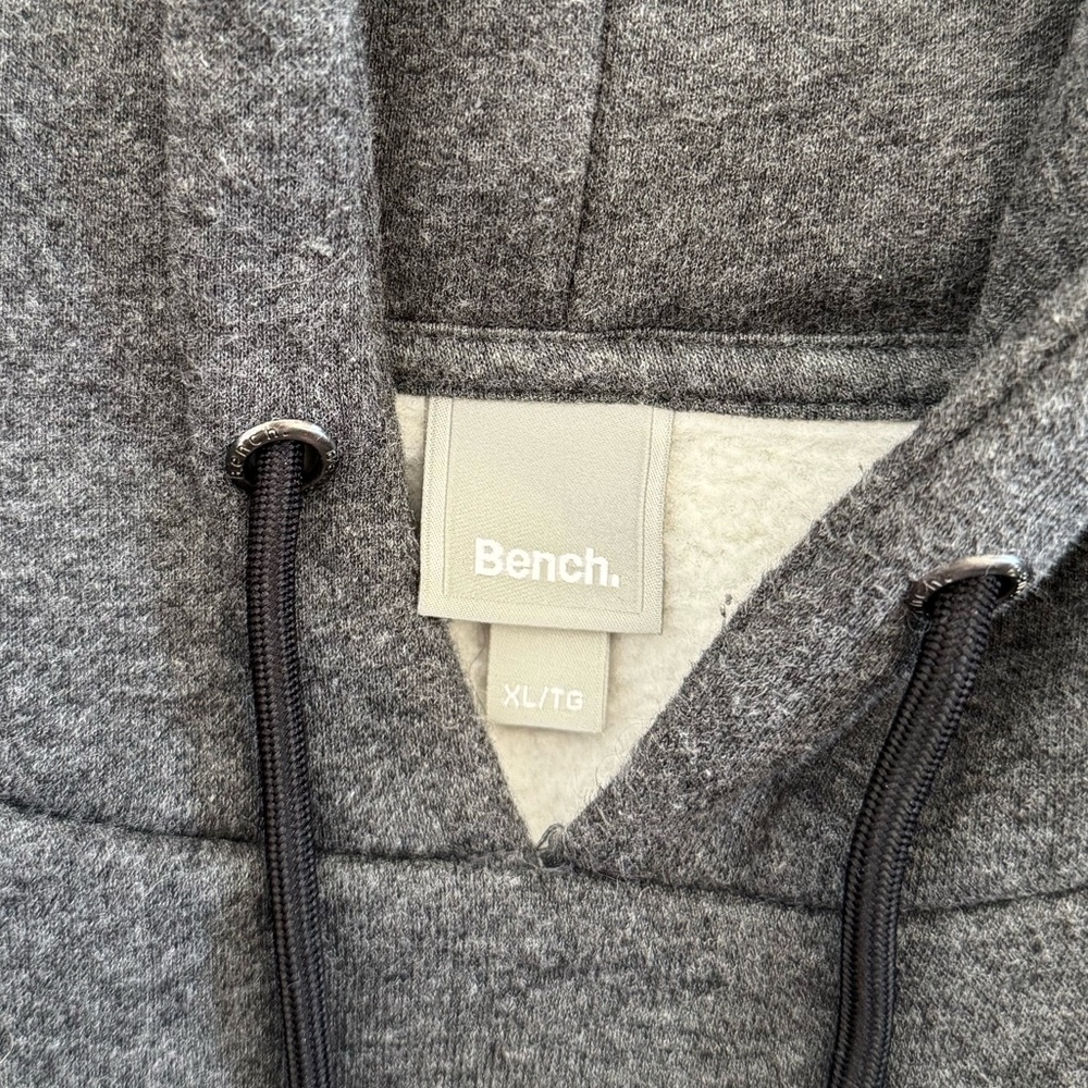 Bench Sweatshirt - Picture 3 of 3